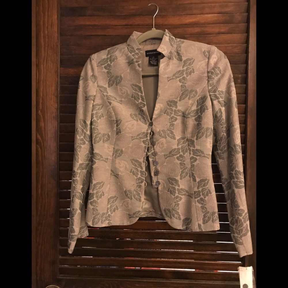 Sutton Studio dressy blazer, size 6P, NWT